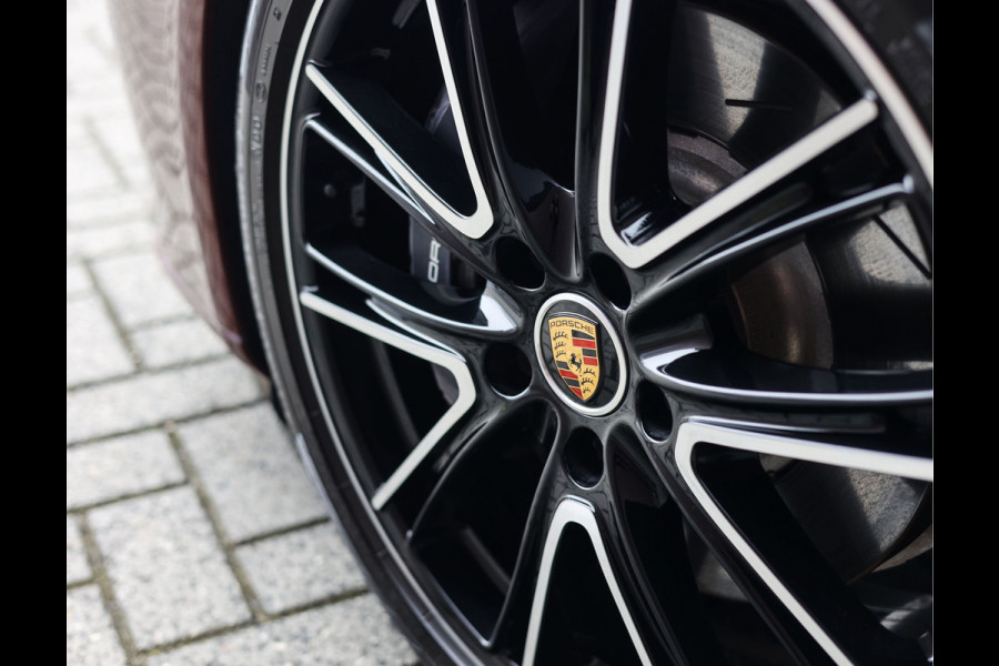 Porsche Panamera Sport Turismo 4 E-Hybrid 2.9 4 Platinum Edition | Cherry Red - Chrono Porsche Panamera Sport Turismo 4 E-Hybrid 2.9 4 Platinum Edition | Cherry Red - Chrono