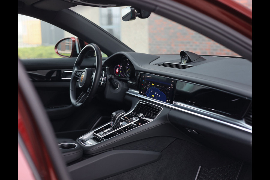 Porsche Panamera Sport Turismo 4 E-Hybrid 2.9 4 Platinum Edition | Cherry Red - Chrono Porsche Panamera Sport Turismo 4 E-Hybrid 2.9 4 Platinum Edition | Cherry Red - Chrono