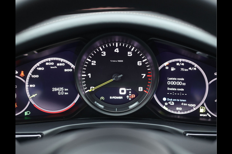 Porsche Panamera Sport Turismo 4 E-Hybrid 2.9 4 Platinum Edition | Cherry Red - Chrono Porsche Panamera Sport Turismo 4 E-Hybrid 2.9 4 Platinum Edition | Cherry Red - Chrono