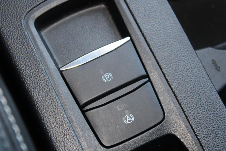 Ford Focus 2.3 EcoBoost ST-3 | Winterpack | Adaptieve Cruise Control | Camera | Privacy Glass | 19 INCH Lichtmetalen Velgen | DAB | B&O Sound Ford Focus 2.3 EcoBoost ST-3 | Winterpack | Adaptieve Cruise Control | Camera | Privacy Glass | 19 INCH Lichtmetalen Velgen | DAB | B&O Sound