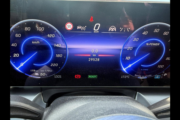 Mercedes-Benz Eqv 300 L2 - 8-pers AMG Facelift - Inter. & Exterieur pakket - 360 - Elec. deuren - Vol Opties - Incl. Garantie