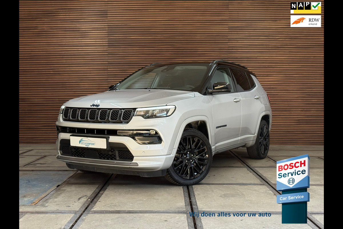 Jeep Compass 4xe 240 Plug-in Hybrid Electric S | Camera | Leder | Adaptive Cruise | LED verlichting Jeep Compass 4xe 240 Plug-in Hybrid Electric S | Camera | Leder | Adaptive Cruise | LED verlichting