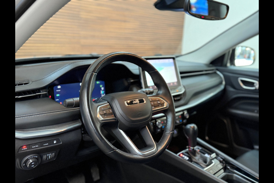 Jeep Compass 4xe 240 Plug-in Hybrid Electric S | Camera | Leder | Adaptive Cruise | LED verlichting Jeep Compass 4xe 240 Plug-in Hybrid Electric S | Camera | Leder | Adaptive Cruise | LED verlichting