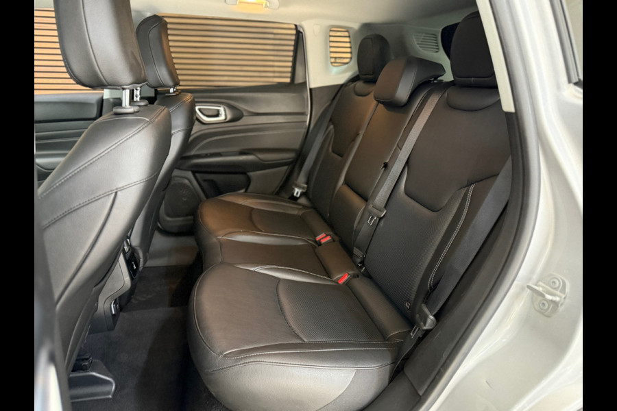 Jeep Compass 4xe 240 Plug-in Hybrid Electric S | Camera | Leder | Adaptive Cruise | LED verlichting Jeep Compass 4xe 240 Plug-in Hybrid Electric S | Camera | Leder | Adaptive Cruise | LED verlichting
