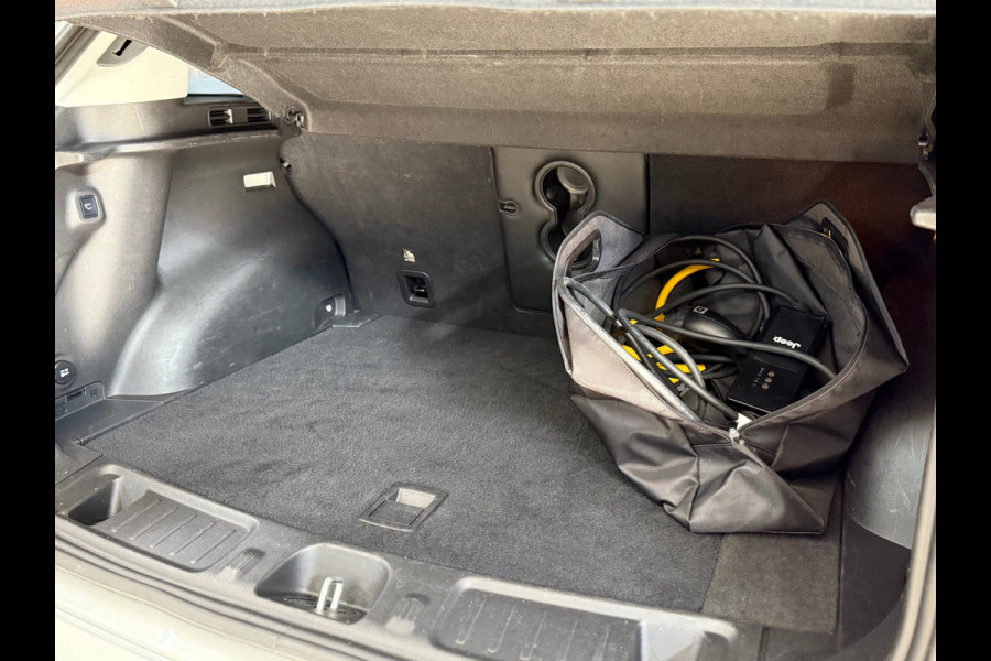 Jeep Compass 4xe 240 Plug-in Hybrid Electric S | Camera | Leder | Adaptive Cruise | LED verlichting Jeep Compass 4xe 240 Plug-in Hybrid Electric S | Camera | Leder | Adaptive Cruise | LED verlichting