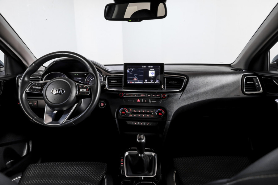Kia Ceed Sportswagon 1.0 T-GDi DynamicPlusLine 120PK | Cruise | Stoel-+Stuurverw. | PDC | NAV + App. Connect | ECC | DAB | LM 16" | Kia Ceed Sportswagon 1.0 T-GDi DynamicPlusLine 120PK | Cruise | Stoel-+Stuurverw. | PDC | NAV + App. Connect | ECC | DAB | LM 16" |