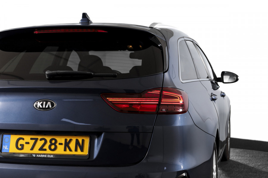 Kia Ceed Sportswagon 1.0 T-GDi DynamicPlusLine 120PK | Cruise | Stoel-+Stuurverw. | PDC | NAV + App. Connect | ECC | DAB | LM 16" | Kia Ceed Sportswagon 1.0 T-GDi DynamicPlusLine 120PK | Cruise | Stoel-+Stuurverw. | PDC | NAV + App. Connect | ECC | DAB | LM 16" |