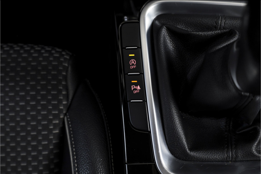 Kia Ceed Sportswagon 1.0 T-GDi DynamicPlusLine 120PK | Cruise | Stoel-+Stuurverw. | PDC | NAV + App. Connect | ECC | DAB | LM 16" | Kia Ceed Sportswagon 1.0 T-GDi DynamicPlusLine 120PK | Cruise | Stoel-+Stuurverw. | PDC | NAV + App. Connect | ECC | DAB | LM 16" |