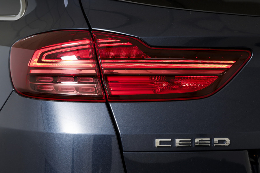 Kia Ceed Sportswagon 1.0 T-GDi DynamicPlusLine 120PK | Cruise | Stoel-+Stuurverw. | PDC | NAV + App. Connect | ECC | DAB | LM 16" | Kia Ceed Sportswagon 1.0 T-GDi DynamicPlusLine 120PK | Cruise | Stoel-+Stuurverw. | PDC | NAV + App. Connect | ECC | DAB | LM 16" |