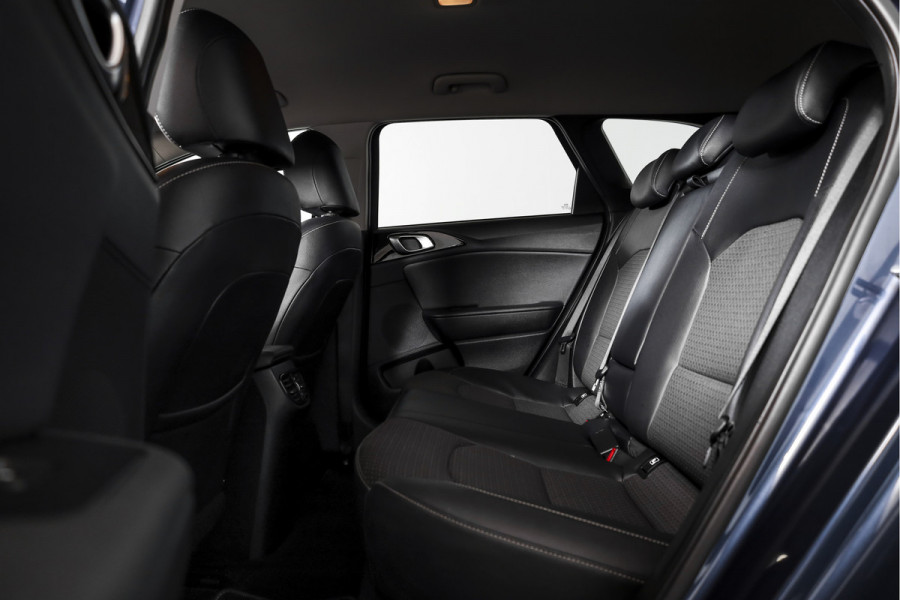 Kia Ceed Sportswagon 1.0 T-GDi DynamicPlusLine 120PK | Cruise | Stoel-+Stuurverw. | PDC | NAV + App. Connect | ECC | DAB | LM 16" | Kia Ceed Sportswagon 1.0 T-GDi DynamicPlusLine 120PK | Cruise | Stoel-+Stuurverw. | PDC | NAV + App. Connect | ECC | DAB | LM 16" |