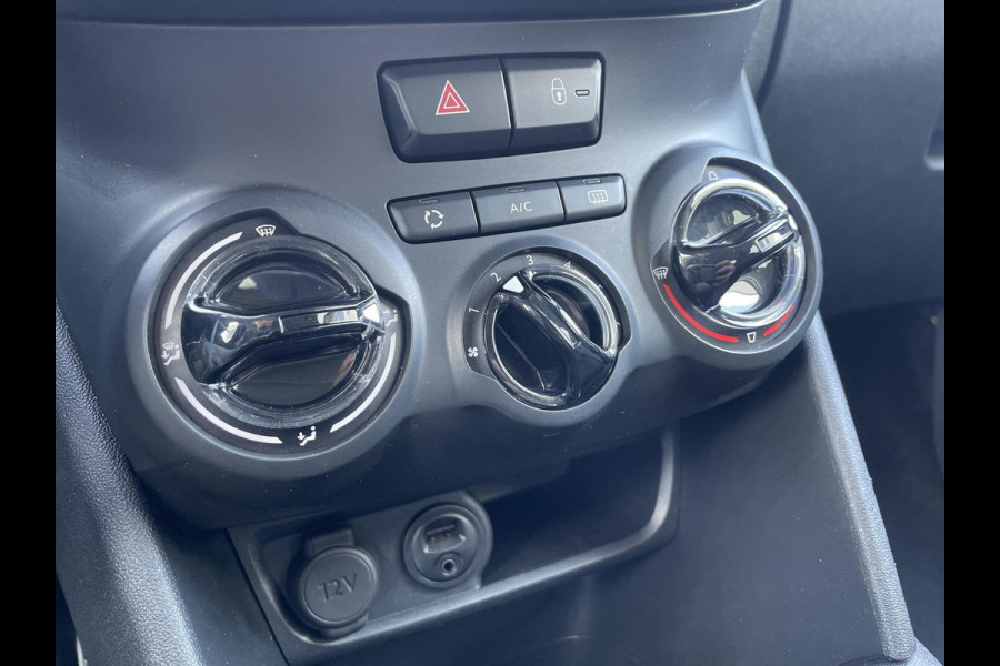 Peugeot 208 1.2 PureTech Blue Lion | navigatie | airco | cruise control