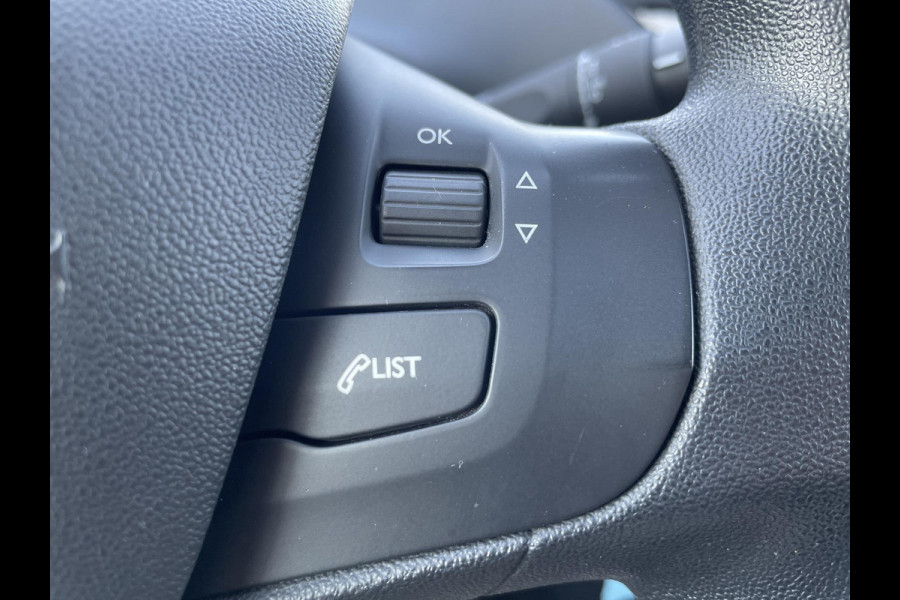 Peugeot 208 1.2 PureTech Blue Lion | navigatie | airco | cruise control