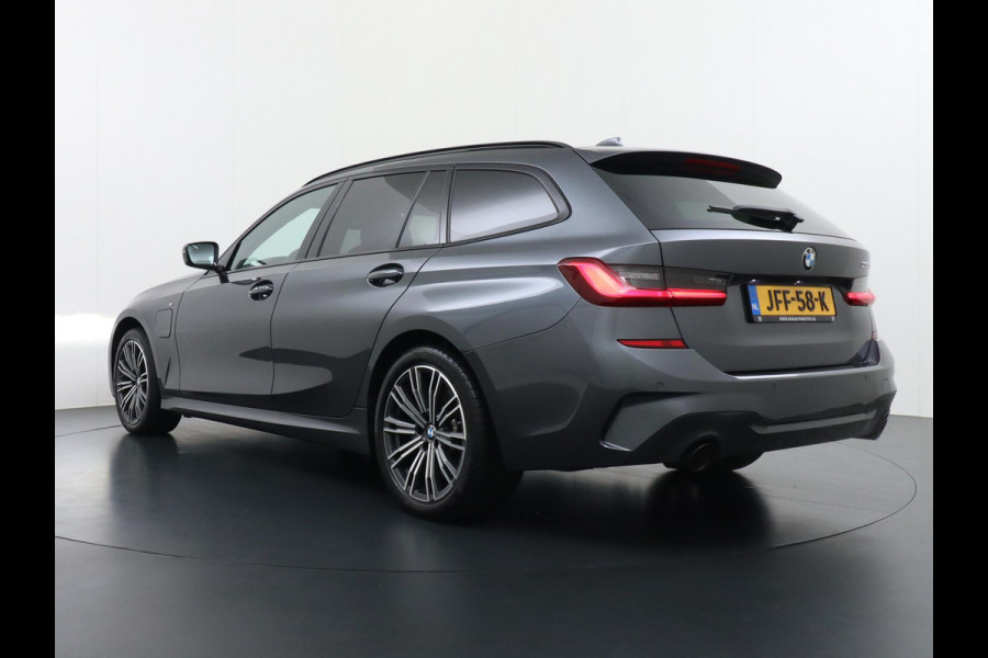 BMW 3 Serie Touring 330e High Executive M SPORT  DEALER ONDERHOUDEN | LASER LED | HRAMAN KARDON | PANORAMADAK BMW 3 Serie Touring 330e High Executive M SPORT  DEALER ONDERHOUDEN | LASER LED | HRAMAN KARDON | PANORAMADAK