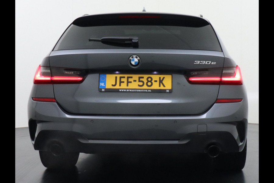 BMW 3 Serie Touring 330e High Executive M SPORT  DEALER ONDERHOUDEN | LASER LED | HRAMAN KARDON | PANORAMADAK BMW 3 Serie Touring 330e High Executive M SPORT  DEALER ONDERHOUDEN | LASER LED | HRAMAN KARDON | PANORAMADAK