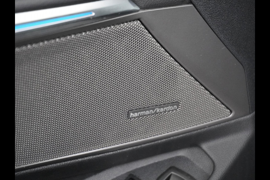 BMW 3 Serie Touring 330e High Executive M SPORT  DEALER ONDERHOUDEN | LASER LED | HRAMAN KARDON | PANORAMADAK BMW 3 Serie Touring 330e High Executive M SPORT  DEALER ONDERHOUDEN | LASER LED | HRAMAN KARDON | PANORAMADAK