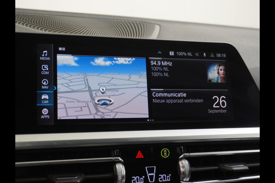 BMW 3 Serie Touring 330e High Executive M SPORT  DEALER ONDERHOUDEN | LASER LED | HRAMAN KARDON | PANORAMADAK BMW 3 Serie Touring 330e High Executive M SPORT  DEALER ONDERHOUDEN | LASER LED | HRAMAN KARDON | PANORAMADAK