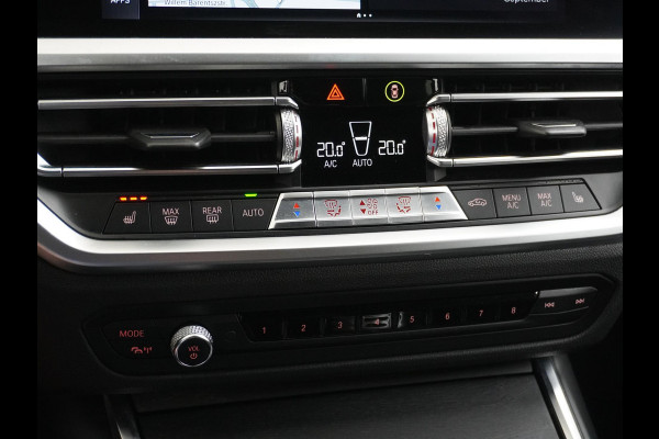 BMW 3 Serie Touring 330e High Executive M SPORT  DEALER ONDERHOUDEN | LASER LED | HRAMAN KARDON | PANORAMADAK BMW 3 Serie Touring 330e High Executive M SPORT  DEALER ONDERHOUDEN | LASER LED | HRAMAN KARDON | PANORAMADAK