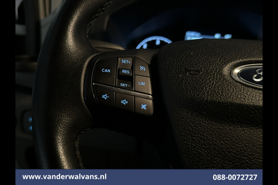 Ford Transit 2.0 TDCI 131pk L3H2 Euro6 Airco | Apple Carplay | Camera | Navigatie | Stoelverwarming | Cruisecontrol Parkeersensoren, Android Auto, Verwarmde voorruit, Bijrijdersbank