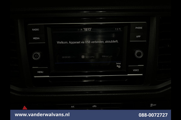 Volkswagen Crafter 2.0 TDI 141pk L3H3 L2H2 Euro6 Airco | Massagestoel | Camera | Apple Carplay | Cruisecontrol Android Auto, Chauffeursstoel