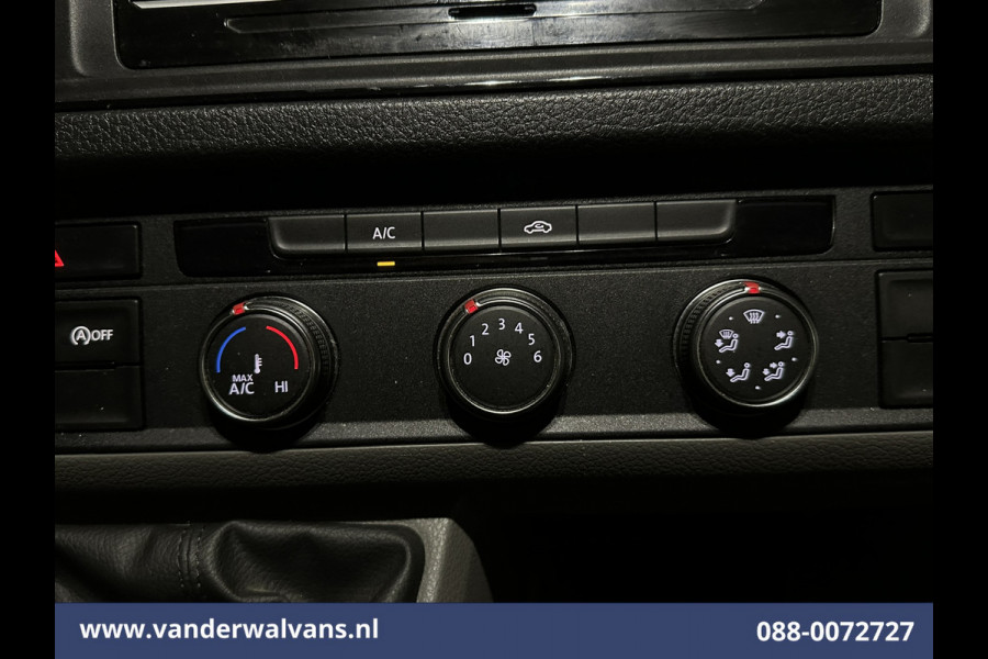 Volkswagen Crafter 2.0 TDI 141pk L3H3 L2H2 Euro6 Airco | Massagestoel | Camera | Apple Carplay | Cruisecontrol Android Auto, Chauffeursstoel