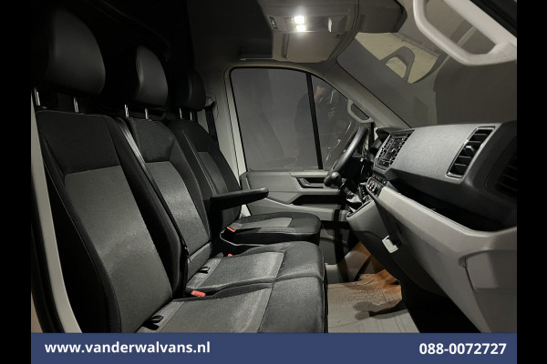 Volkswagen Crafter 2.0 TDI 141pk L4H3 L3H2 Euro6 Airco | Camera | Apple Carplay | Android Auto | Parkeersensoren Bijrijdersbank, 3000kg trekvermogen Volkswagen Crafter 2.0 TDI 141pk L4H3 L3H2 Euro6 Airco | Camera | Apple Carplay | Android Auto | Parkeersensoren Bijrijdersbank, 3000kg trekvermogen