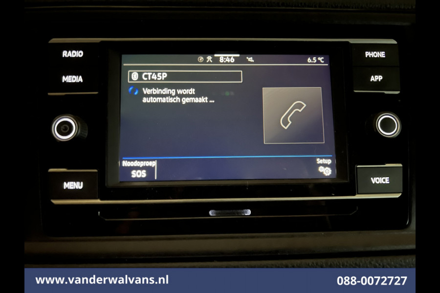 Volkswagen Crafter 2.0 TDI 141pk L4H3 L3H2 Euro6 Airco | Camera | Apple Carplay | Android Auto | Parkeersensoren Bijrijdersbank, 3000kg trekvermogen Volkswagen Crafter 2.0 TDI 141pk L4H3 L3H2 Euro6 Airco | Camera | Apple Carplay | Android Auto | Parkeersensoren Bijrijdersbank, 3000kg trekvermogen