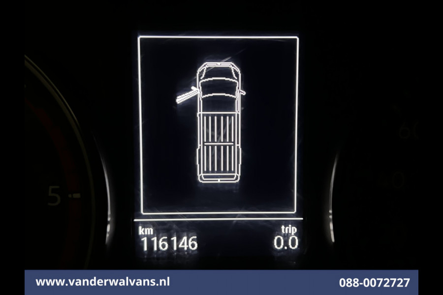 Volkswagen Crafter 2.0 TDI 141pk L4H3 L3H2 Euro6 Airco | Camera | Apple Carplay | Android Auto | Parkeersensoren Bijrijdersbank, 3000kg trekvermogen Volkswagen Crafter 2.0 TDI 141pk L4H3 L3H2 Euro6 Airco | Camera | Apple Carplay | Android Auto | Parkeersensoren Bijrijdersbank, 3000kg trekvermogen