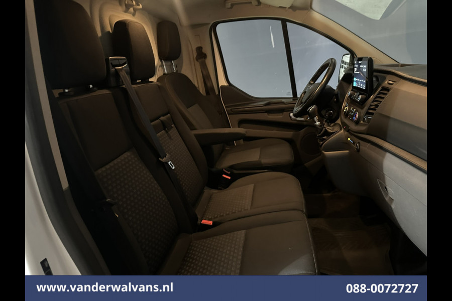 Ford Transit Custom 2.0 TDCI L2H1 Euro6 Airco | Camera | Cruisecontrol | Navigatie | Stoelverwarming Parkeersensoren, LED, Bijrijdersbank, 2800kg trekvermogen