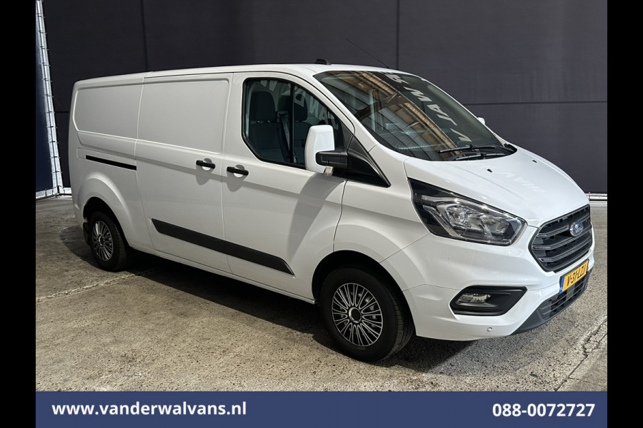 Ford Transit Custom 2.0 TDCI L2H1 Euro6 Airco | Camera | Cruisecontrol | Navigatie | Stoelverwarming Parkeersensoren, LED, Bijrijdersbank, 2800kg trekvermogen