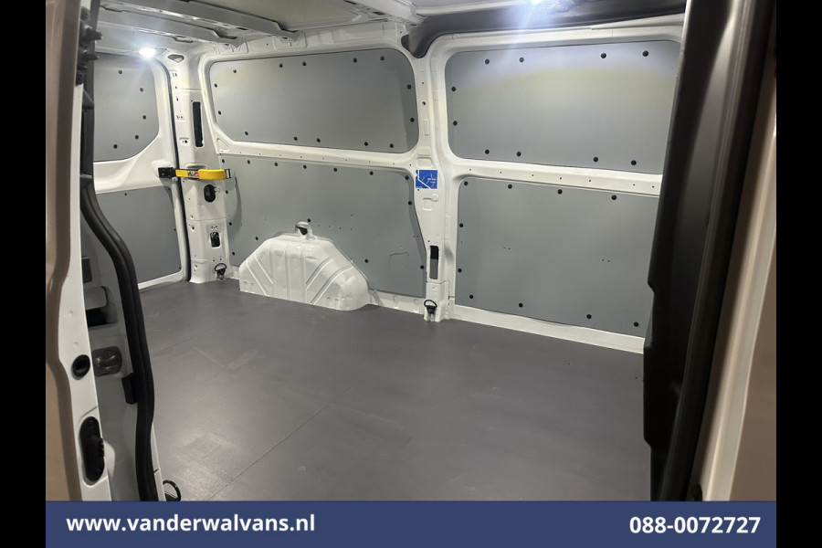 Ford Transit Custom 2.0 TDCI L2H1 Euro6 Airco | Camera | Cruisecontrol | Navigatie | Stoelverwarming Parkeersensoren, LED, Bijrijdersbank, 2800kg trekvermogen