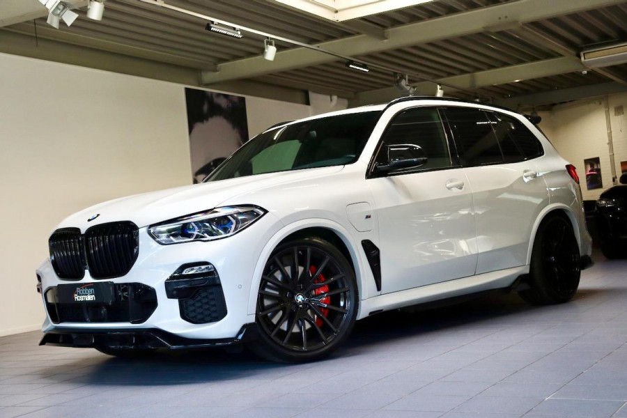 BMW X5 xDrive45e M Sport|PANO|22''|AKRA|AERO Body BMW X5 xDrive45e M Sport|PANO|22''|AKRA|AERO Body