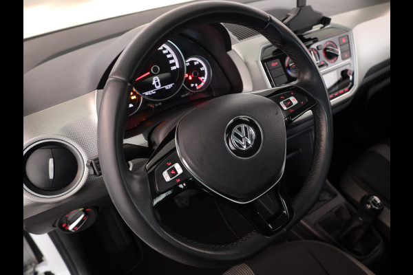 Volkswagen up! 1.0 BMT high up! 60 pk | Navigatie via App | Airco | Cruise control | Parkeersensoren achter |