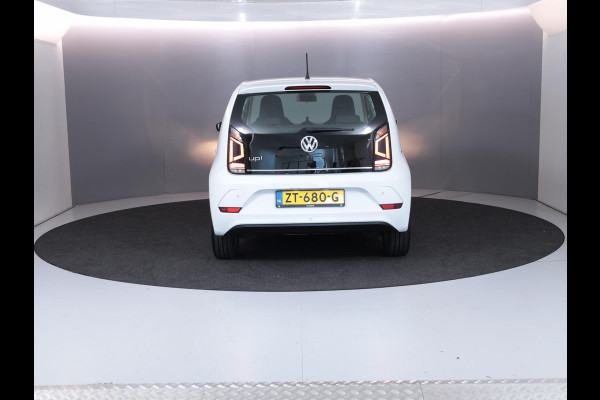 Volkswagen up! 1.0 BMT high up! 60 pk | Navigatie via App | Airco | Cruise control | Parkeersensoren achter |
