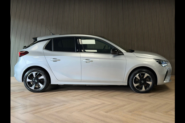 Opel CORSA-E Ultimate electrisch PANORAMADAK KEYLESS-GO CAMERA STOEL/ STUURVERWARMING DODEHOEKSENSOR Opel CORSA-E Ultimate electrisch PANORAMADAK KEYLESS-GO CAMERA STOEL/ STUURVERWARMING DODEHOEKSENSOR