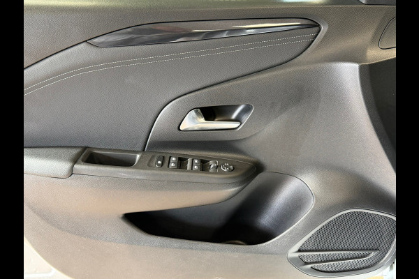 Opel CORSA-E Ultimate electrisch PANORAMADAK KEYLESS-GO CAMERA STOEL/ STUURVERWARMING DODEHOEKSENSOR Opel CORSA-E Ultimate electrisch PANORAMADAK KEYLESS-GO CAMERA STOEL/ STUURVERWARMING DODEHOEKSENSOR