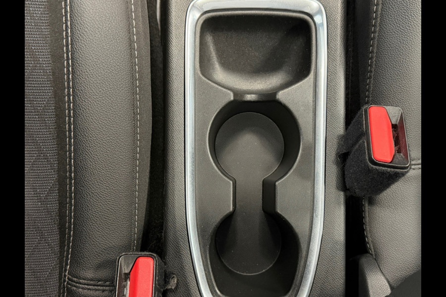 Opel CORSA-E Ultimate electrisch PANORAMADAK KEYLESS-GO CAMERA STOEL/ STUURVERWARMING DODEHOEKSENSOR Opel CORSA-E Ultimate electrisch PANORAMADAK KEYLESS-GO CAMERA STOEL/ STUURVERWARMING DODEHOEKSENSOR