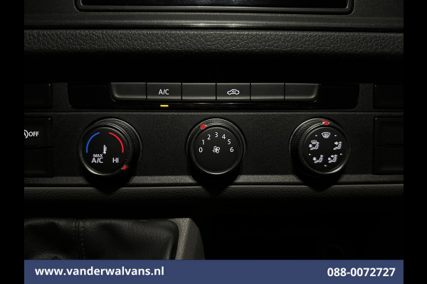 Volkswagen Crafter 2.0 TDI 141pk L3H2 L2H1 Euro6 Airco | Camera | Navigatie | 3000kg trekhaak Apple Carplay, Android Auto, Parkeersensoren, Bijrijdersbank