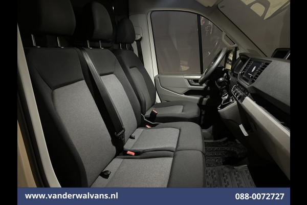 Volkswagen Crafter 2.0 TDI 141pk L3H2 L2H1 Euro6 Airco | Camera | Navigatie | 3000kg trekhaak Apple Carplay, Android Auto, Parkeersensoren, Bijrijdersbank