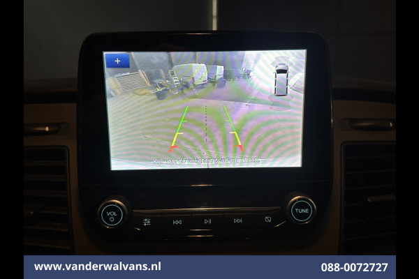 Ford Transit 2.0 TDCI 131pk L3H2 Euro6 Airco | Camera | Navigatie | Apple Carplay | Stoelverwarming Cruisecontrol, Android auto, Verwarmde voorruit, Parkeersensoren, Bijrijdersbank, 2500kg trekvermogen