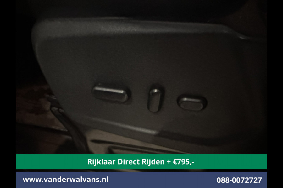 Ford Transit 2.0 TDCI 130pk L3H2 Euro6 *Rijklaar Direct Rijden* Airco | Camera | Navigatie | Cruisecontrol | Stoelverwarming Verwarmde voorruit, Parkeersensoren, Elektrisch verstelbare bestuurdersstoel, Bijrijdersbank
