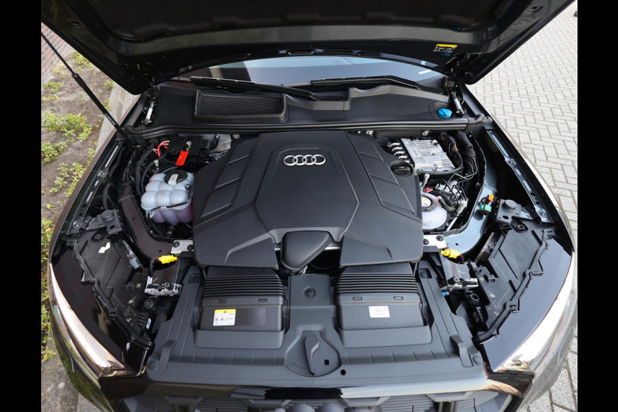 Audi Q7 60 TFSIe Quattro | Audi Exclusive - Pano - Trekhaak Audi Q7 60 TFSIe Quattro | Audi Exclusive - Pano - Trekhaak