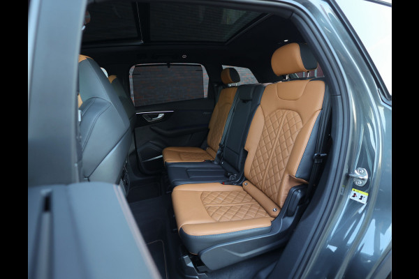Audi Q7 60 TFSIe Quattro | Audi Exclusive - Pano - Trekhaak Audi Q7 60 TFSIe Quattro | Audi Exclusive - Pano - Trekhaak