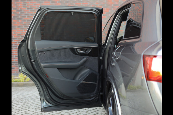 Audi Q7 60 TFSIe Quattro | Audi Exclusive - Pano - Trekhaak Audi Q7 60 TFSIe Quattro | Audi Exclusive - Pano - Trekhaak