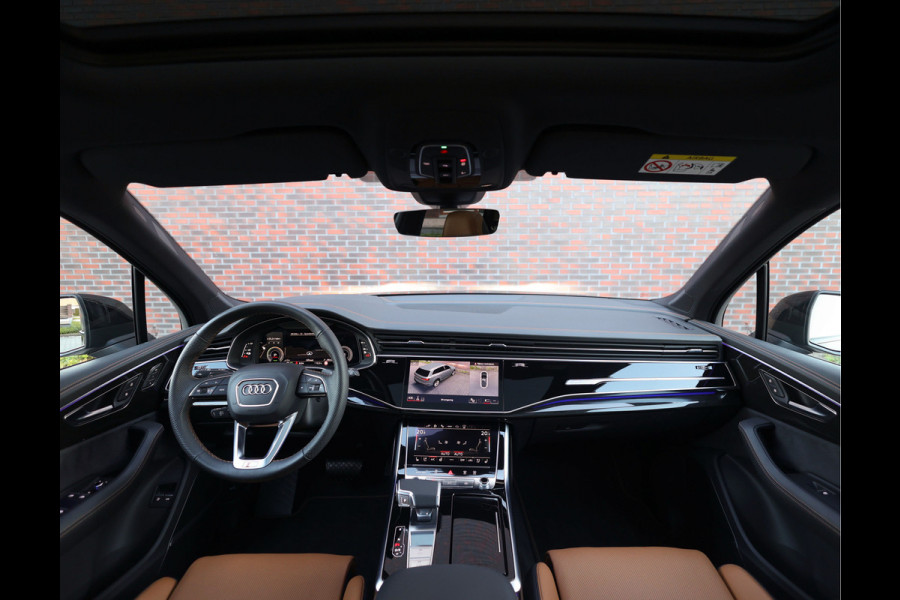 Audi Q7 60 TFSIe Quattro | Audi Exclusive - Pano - Trekhaak Audi Q7 60 TFSIe Quattro | Audi Exclusive - Pano - Trekhaak