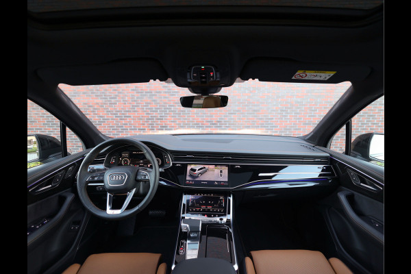 Audi Q7 60 TFSIe Quattro | Audi Exclusive - Pano - Trekhaak Audi Q7 60 TFSIe Quattro | Audi Exclusive - Pano - Trekhaak