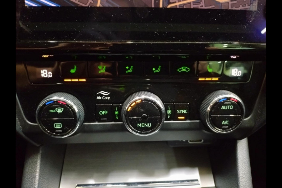 Škoda Octavia Combi 1.0 TSI Greentech Business Edition stoelverwarming Škoda Octavia Combi 1.0 TSI Greentech Business Edition stoelverwarming