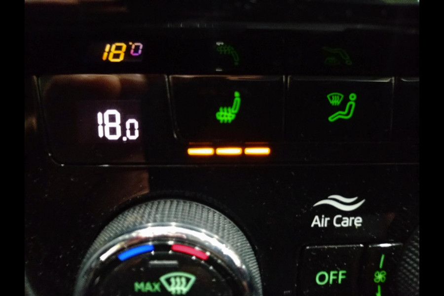 Škoda Octavia Combi 1.0 TSI Greentech Business Edition stoelverwarming Škoda Octavia Combi 1.0 TSI Greentech Business Edition stoelverwarming