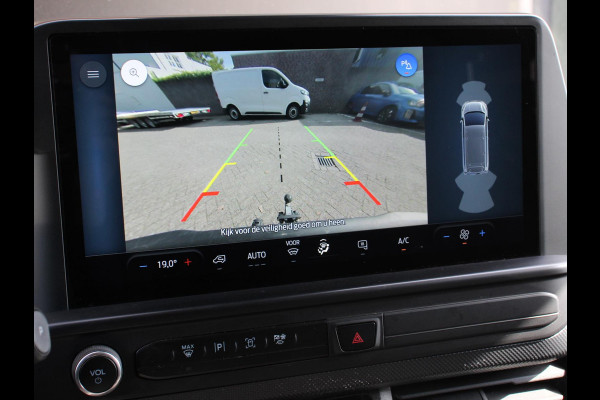 Ford Transit Custom 300 2.0 TDCI L2H1 Trend Nieuw Model Automaat 100 kw Navigatie Parkeersensoren Camera