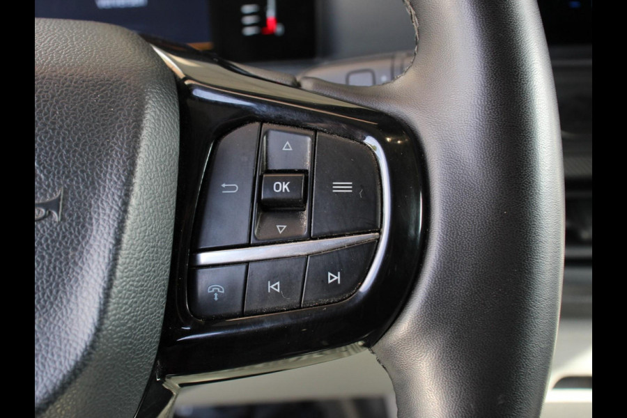 Ford Transit Custom 300 2.0 TDCI L2H1 Trend Nieuw Model Automaat 100 kw Navigatie Parkeersensoren Camera