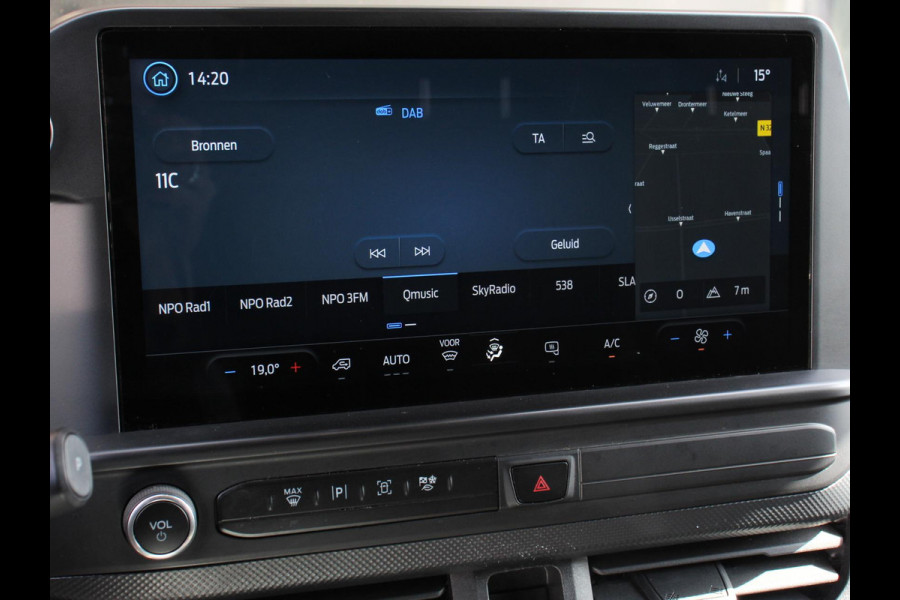 Ford Transit Custom 300 2.0 TDCI L2H1 Trend Nieuw Model Automaat 100 kw Navigatie Parkeersensoren Camera